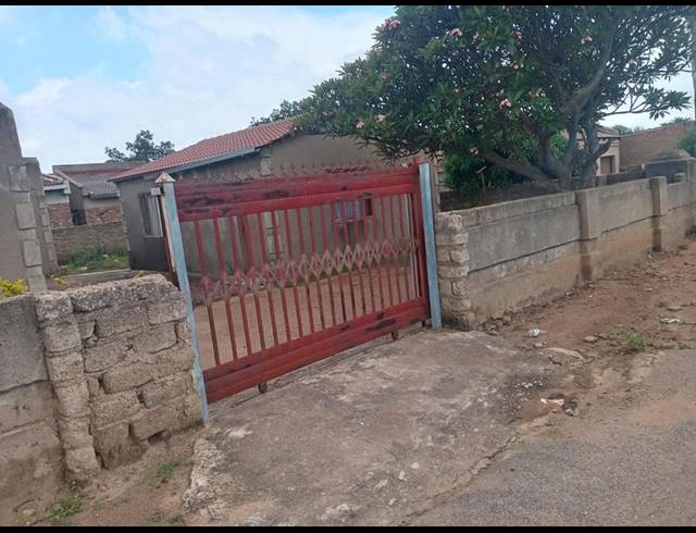 2 BEDROOM HOUSE FOR SALE IN SOSHANGUVE P